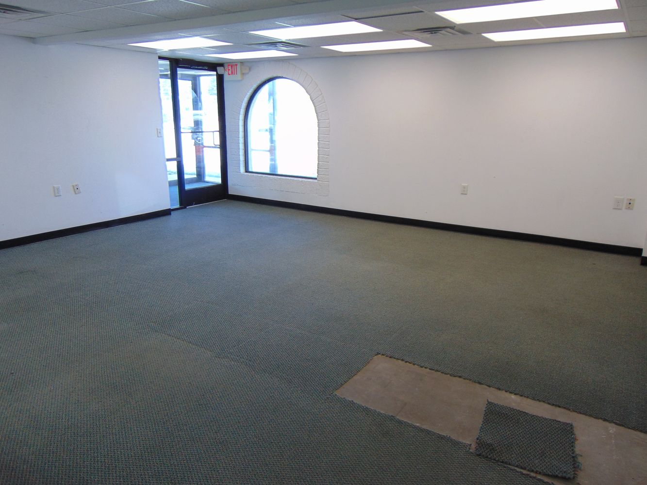 2329 S Business Dr, Sheboygan, WI 53081